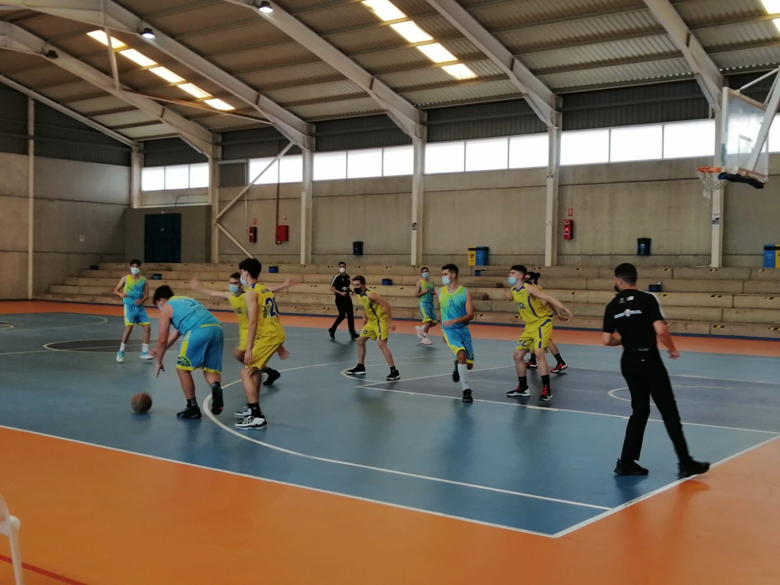 CB Agüimes-Junior IES Schamann CB Las Palmas-2021-03-13 CB-Aguimes-Junior-IES-Schamann-CB-Las-Palmas-2021-03-13-16